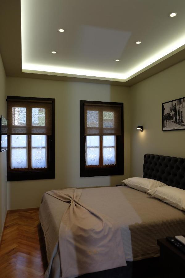 Bed and Breakfast Tebeu Coffe And Bar Влёра Экстерьер фото